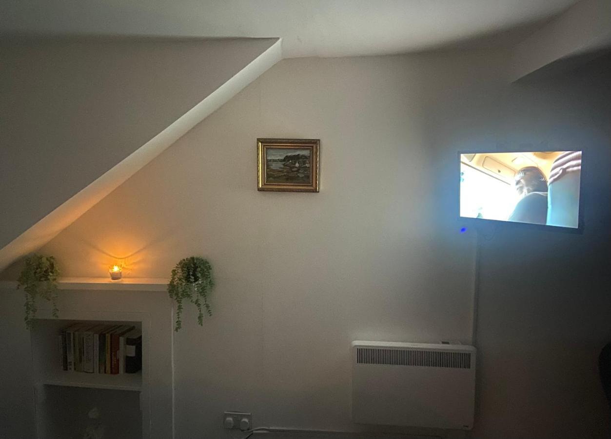 Studio Flat Appartement Largs Buitenkant foto